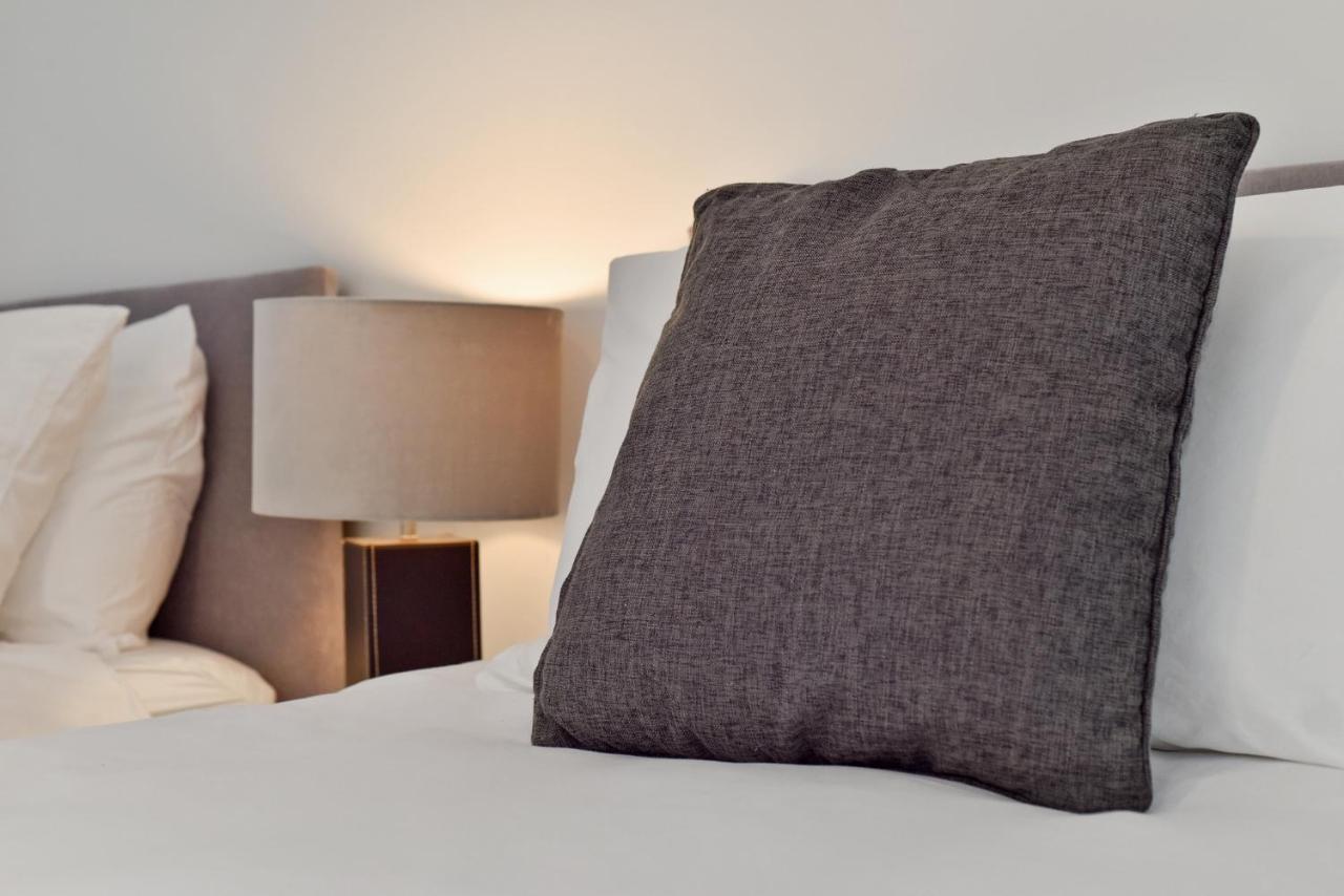The Vizion Serviced Apartments From Pincott Properties - Free Parking, Private Balcony, And Wifi Milton Keynes Buitenkant foto