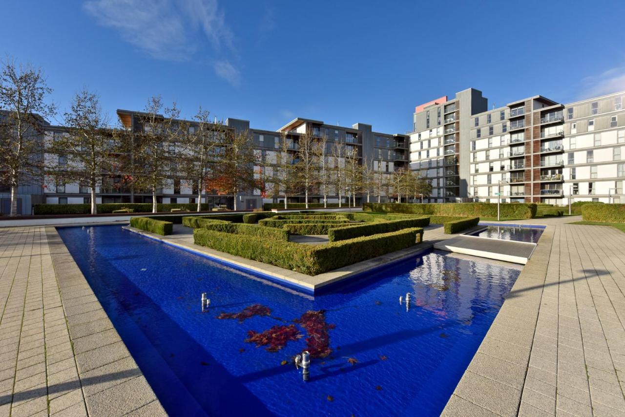 The Vizion Serviced Apartments From Pincott Properties - Free Parking, Private Balcony, And Wifi Milton Keynes Buitenkant foto