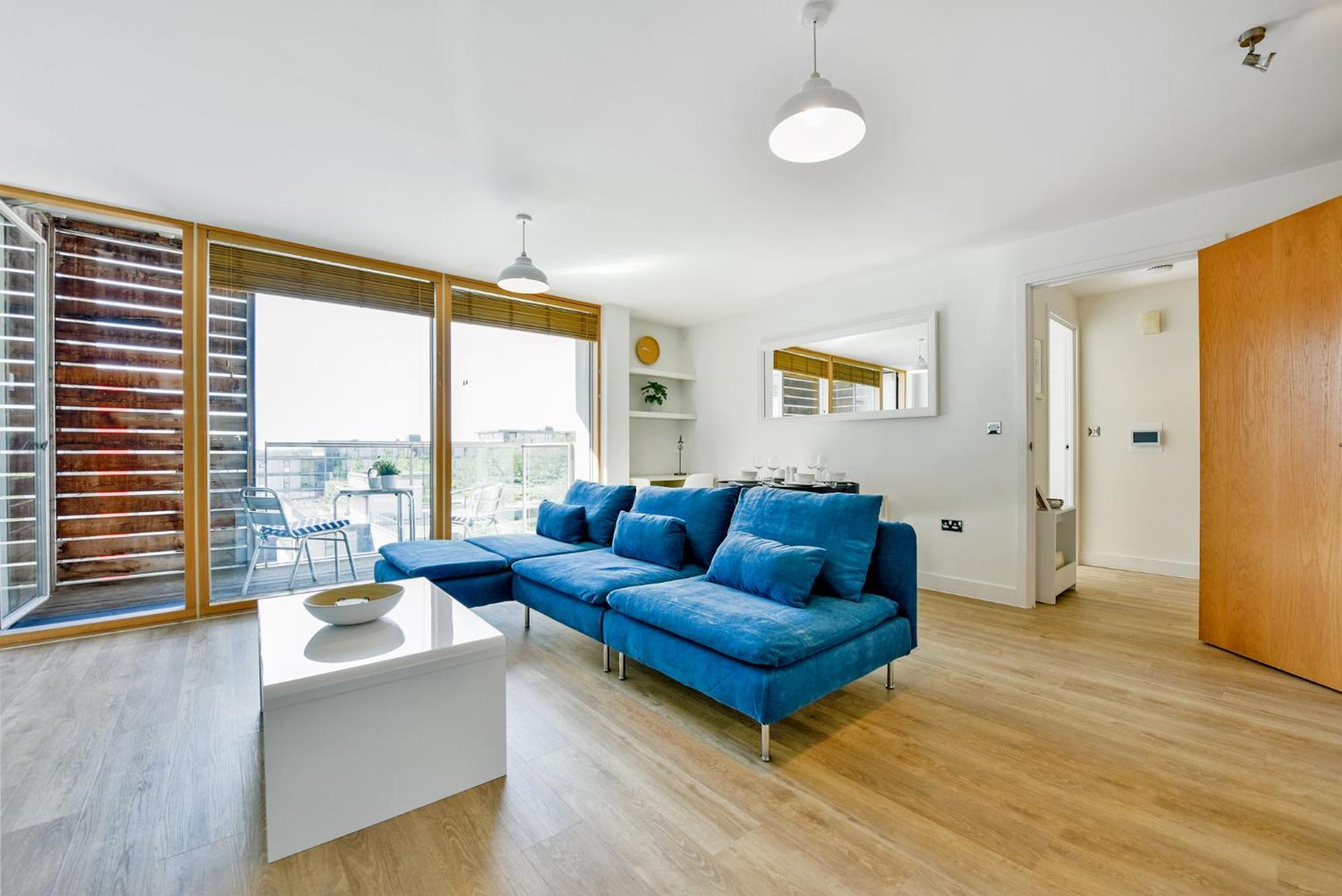 The Vizion Serviced Apartments From Pincott Properties - Free Parking, Private Balcony, And Wifi Milton Keynes Buitenkant foto