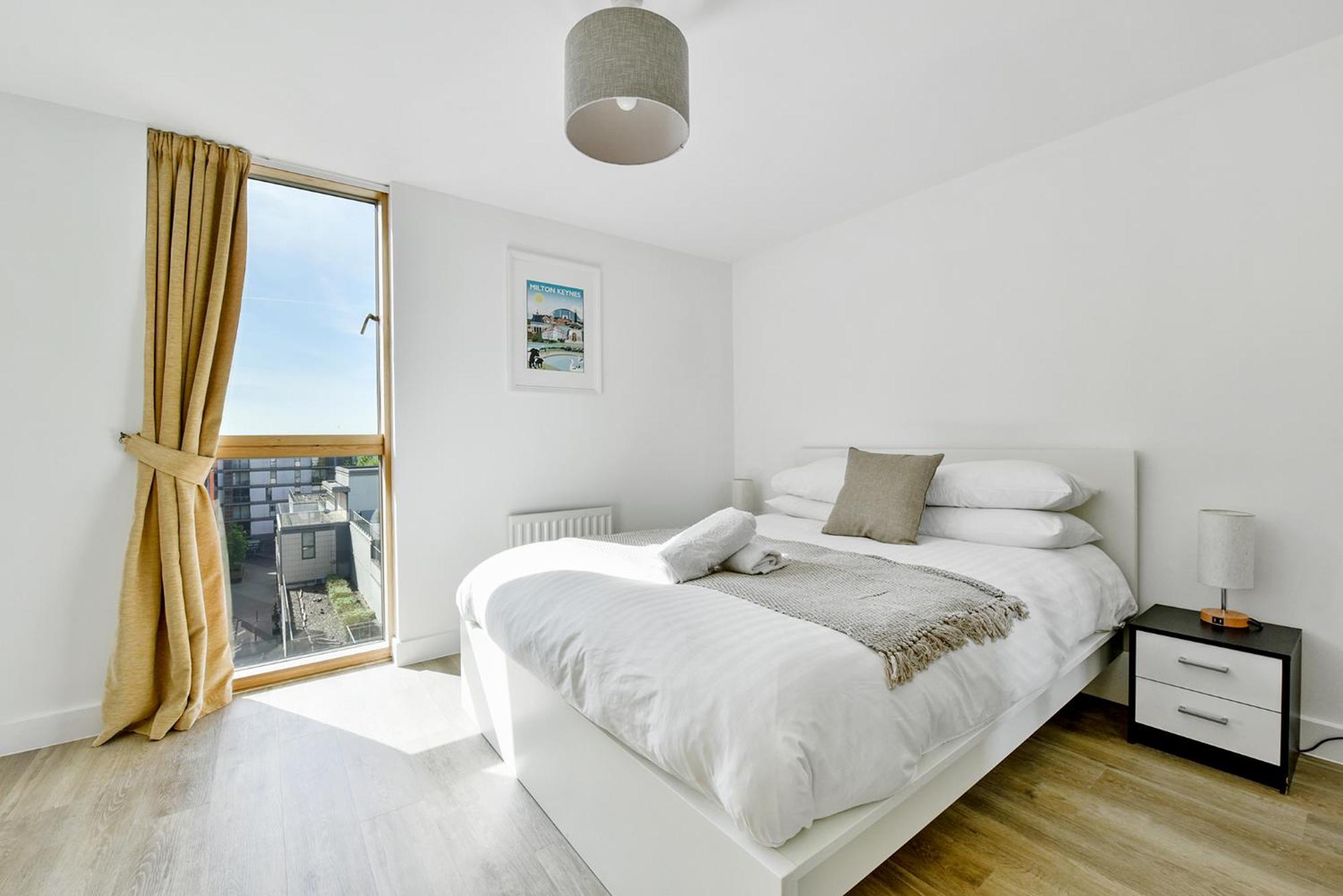The Vizion Serviced Apartments From Pincott Properties - Free Parking, Private Balcony, And Wifi Milton Keynes Buitenkant foto
