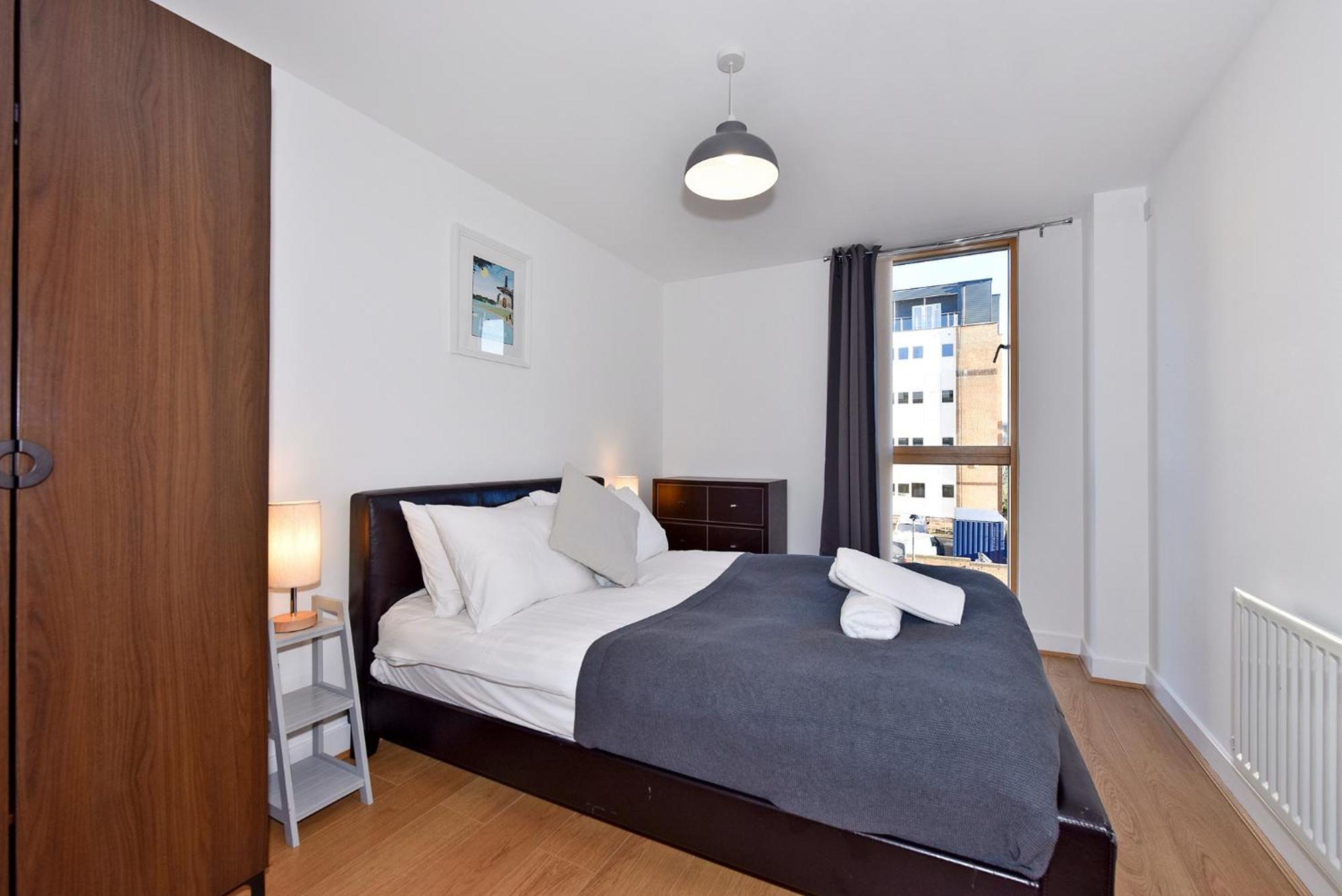 The Vizion Serviced Apartments From Pincott Properties - Free Parking, Private Balcony, And Wifi Milton Keynes Kamer foto