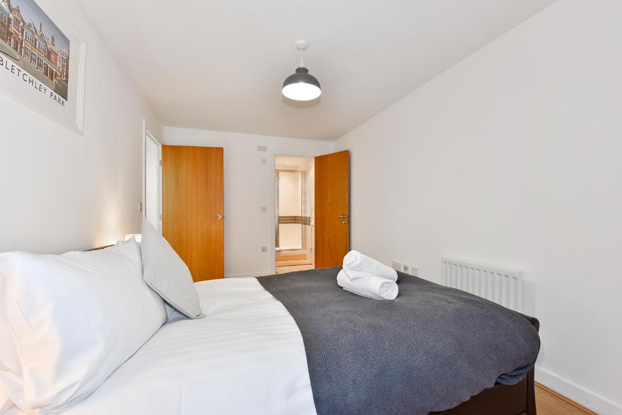 The Vizion Serviced Apartments From Pincott Properties - Free Parking, Private Balcony, And Wifi Milton Keynes Kamer foto