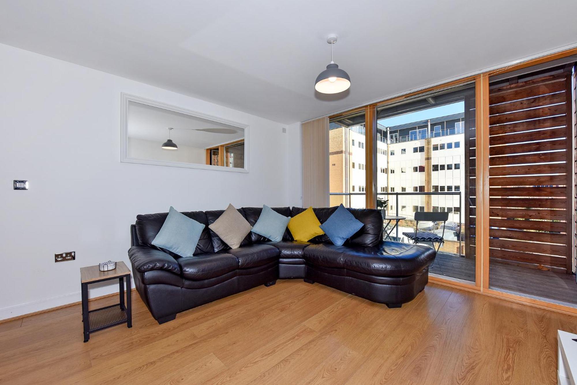 The Vizion Serviced Apartments From Pincott Properties - Free Parking, Private Balcony, And Wifi Milton Keynes Kamer foto