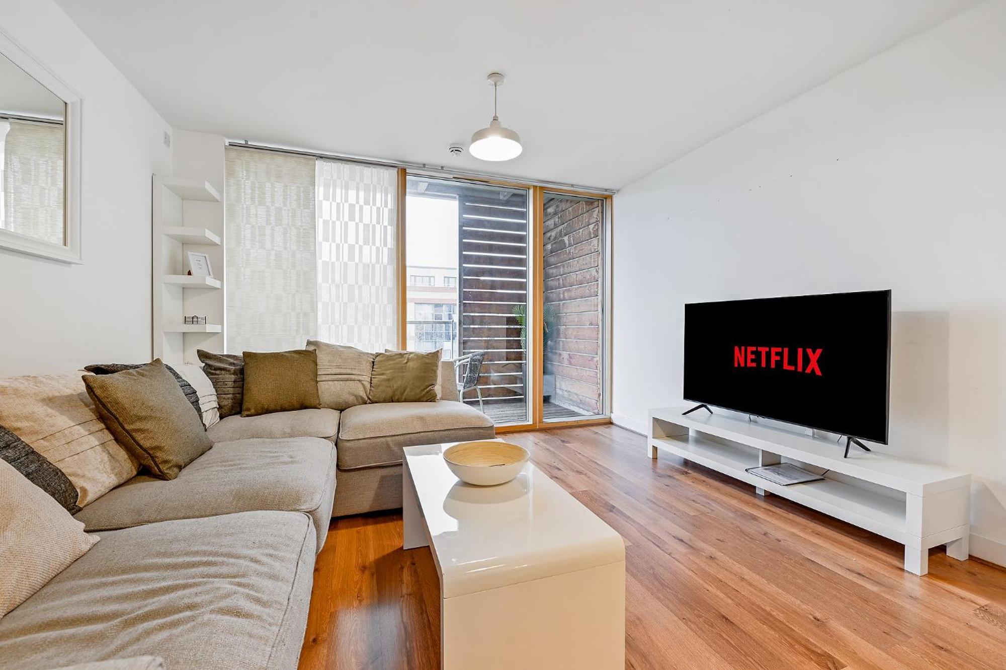 The Vizion Serviced Apartments From Pincott Properties - Free Parking, Private Balcony, And Wifi Milton Keynes Buitenkant foto